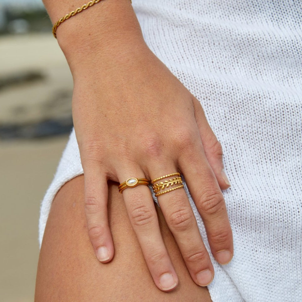 Maria Gold Leaf Ring