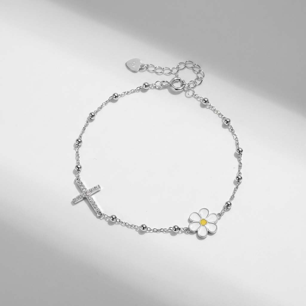 Elise Marguerite Croix Bracelet in Sterling Silver
