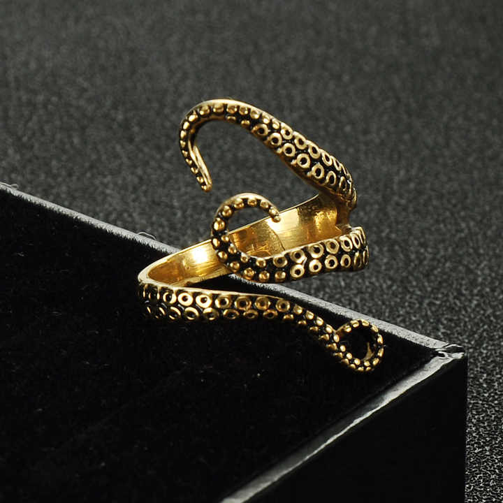 Freia Octopus Ring