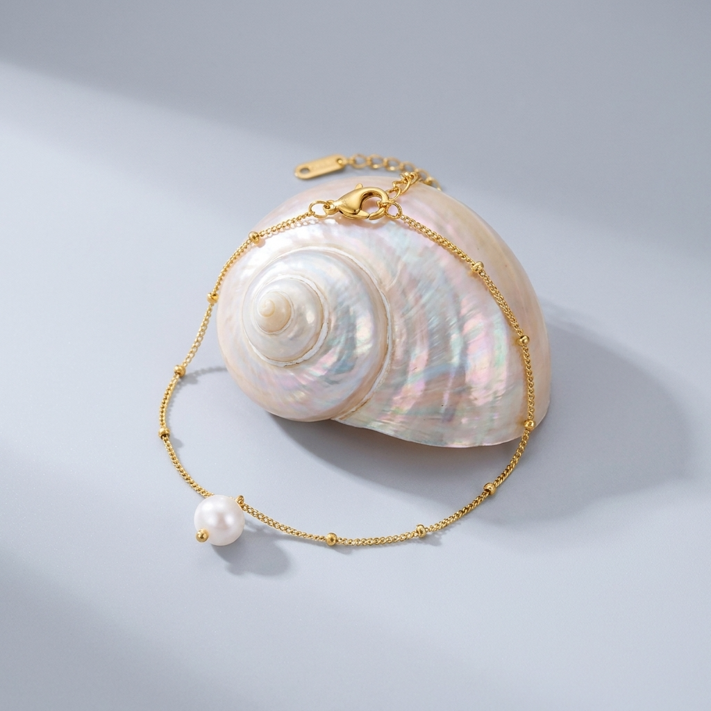 Léa Dainty Pearl Drop Bracelet with Ethically Sourced Pearl
