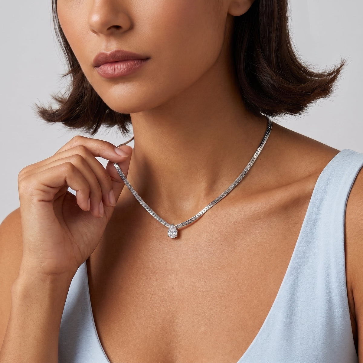 Vittoria Pear Zircon Silver Necklace