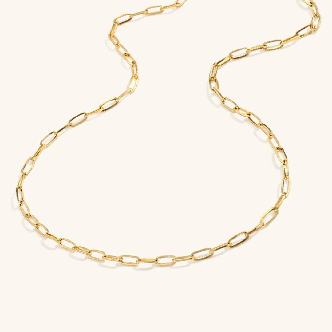 Léa Paperclip Chain Necklace
