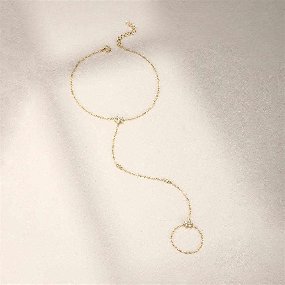 Amélie Crystal Flowers Hand Chain