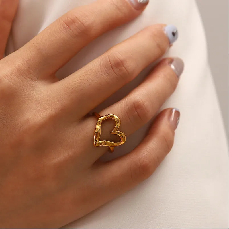 Verity Heart Ring