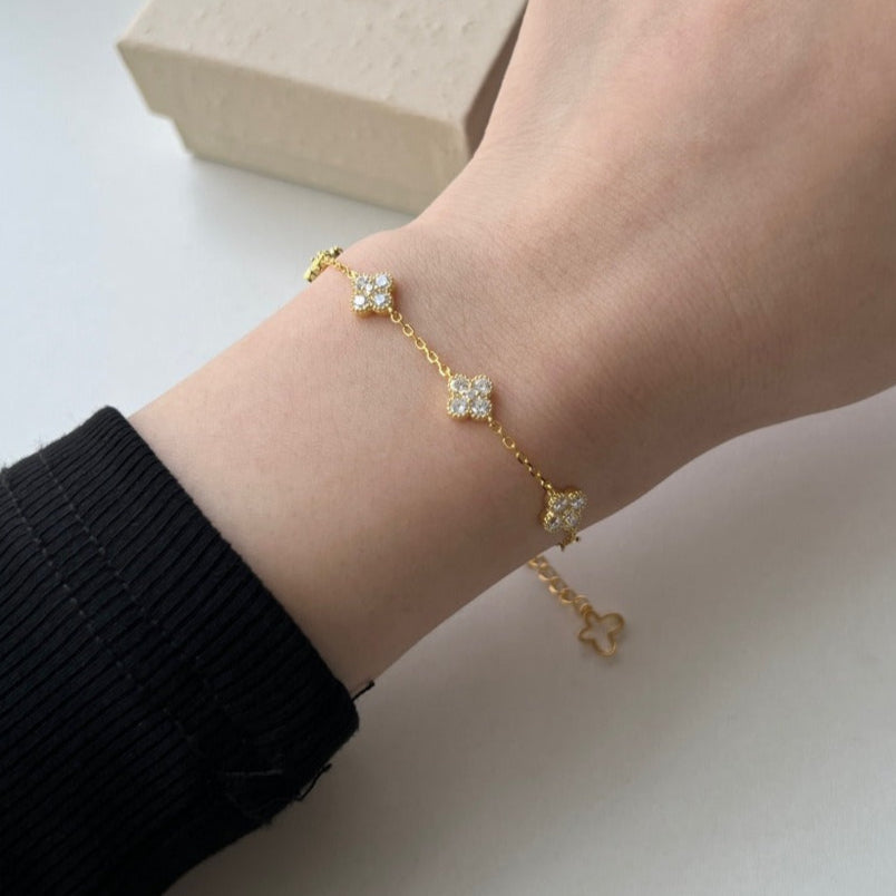 Aurélie Clover Crystal Bracelet