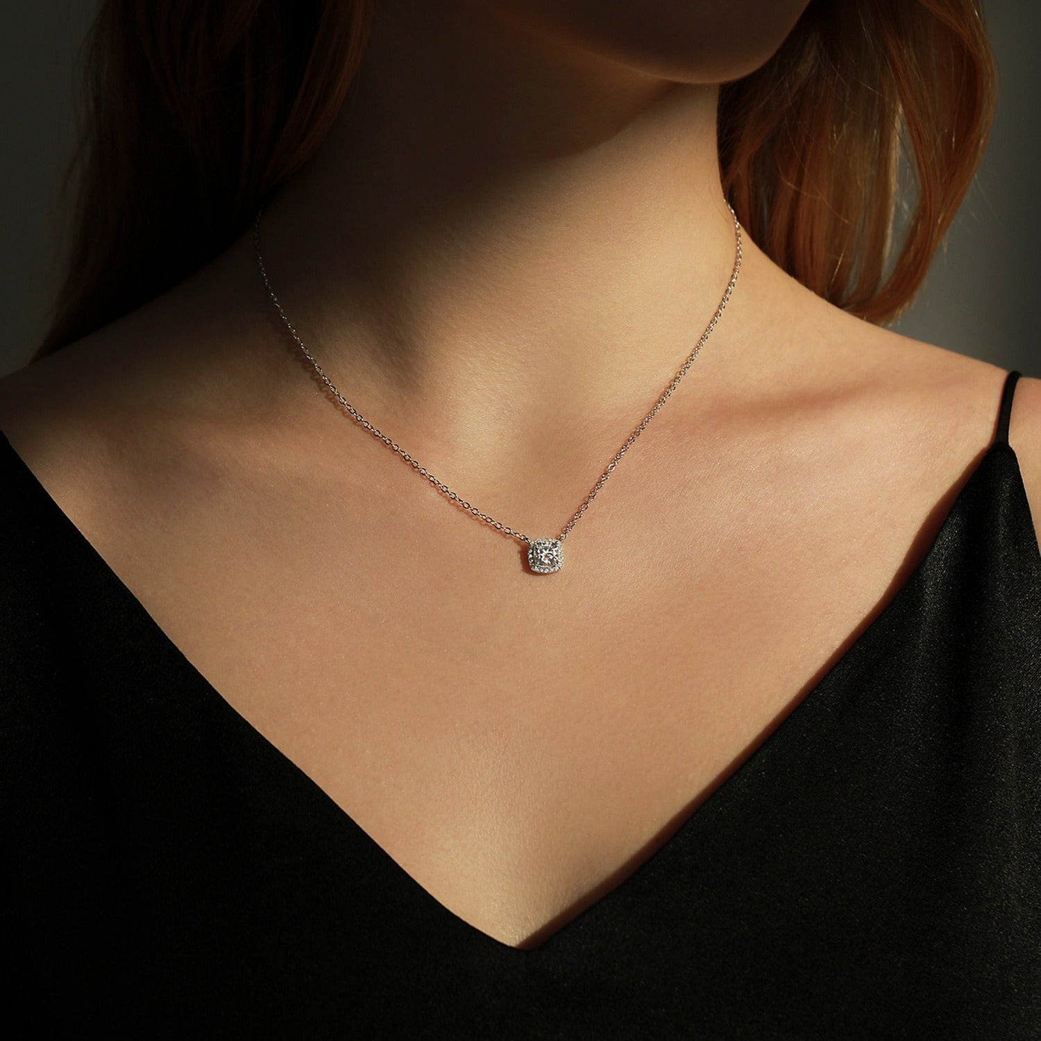 Olivia Escouade Halo Necklace