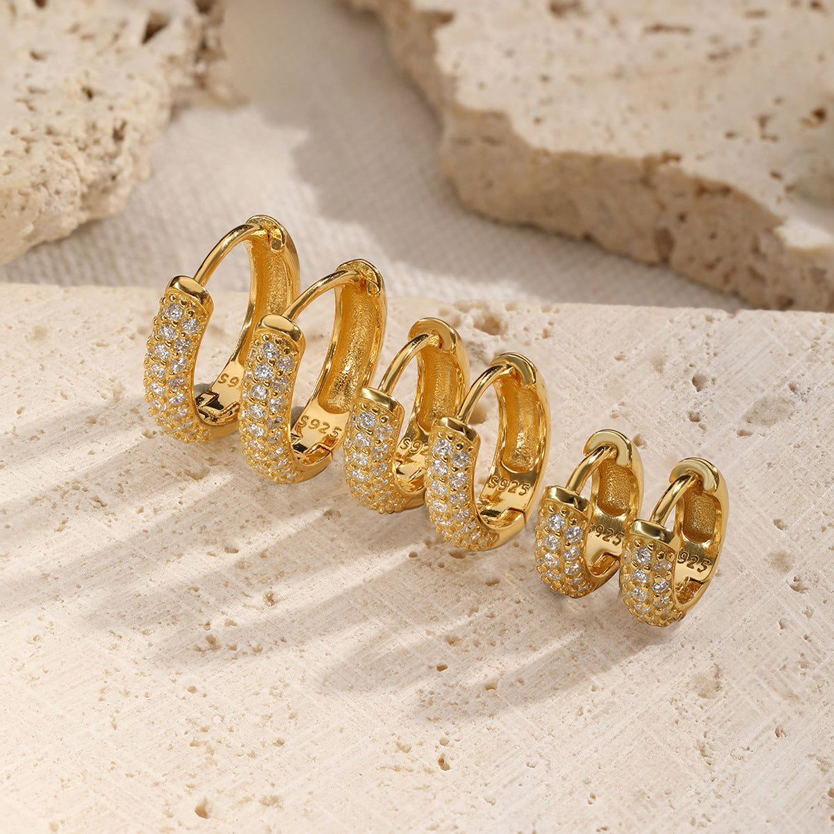 Amelia Chunky Crystal Huggies