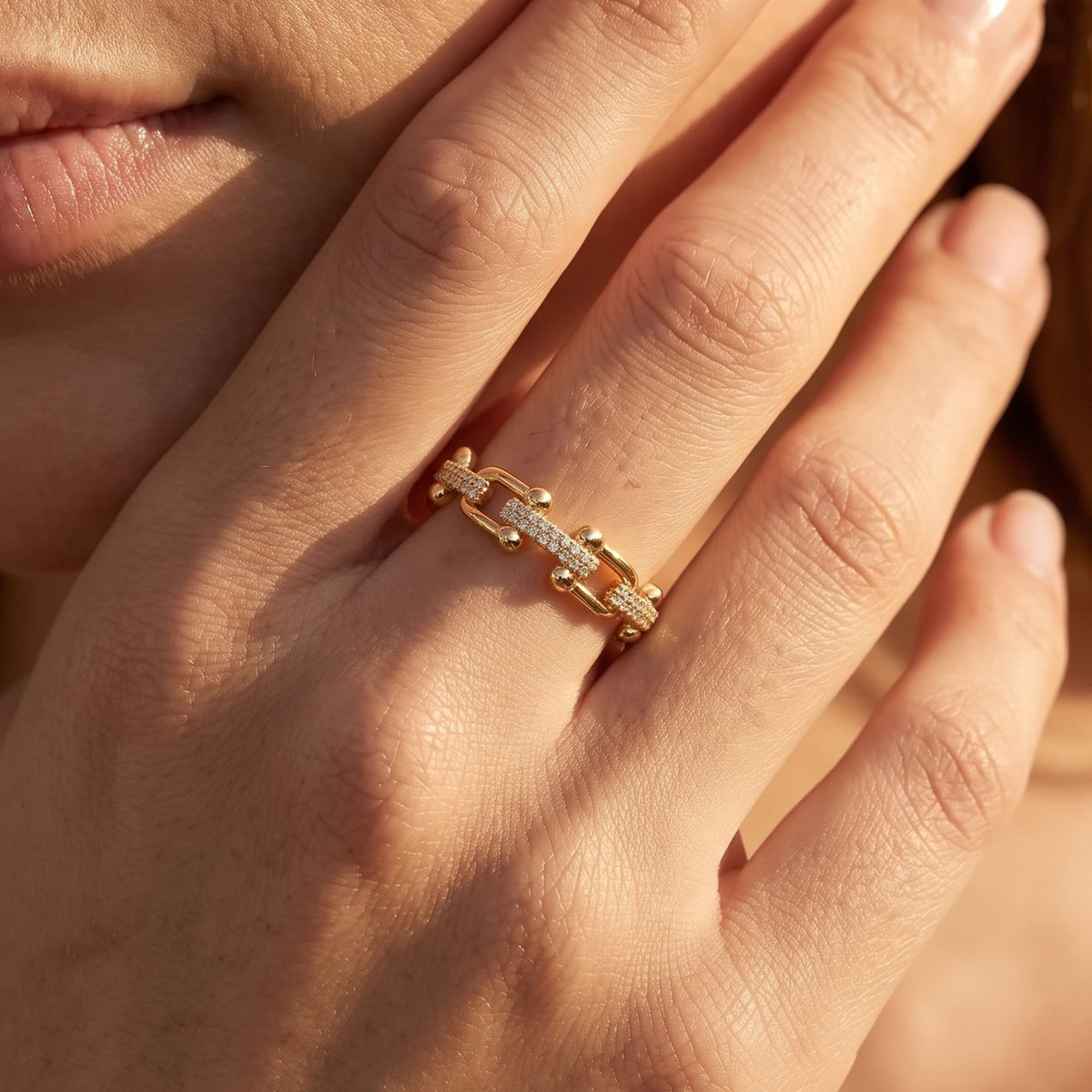 Close-up of the Chain Link Ring worn on the finger