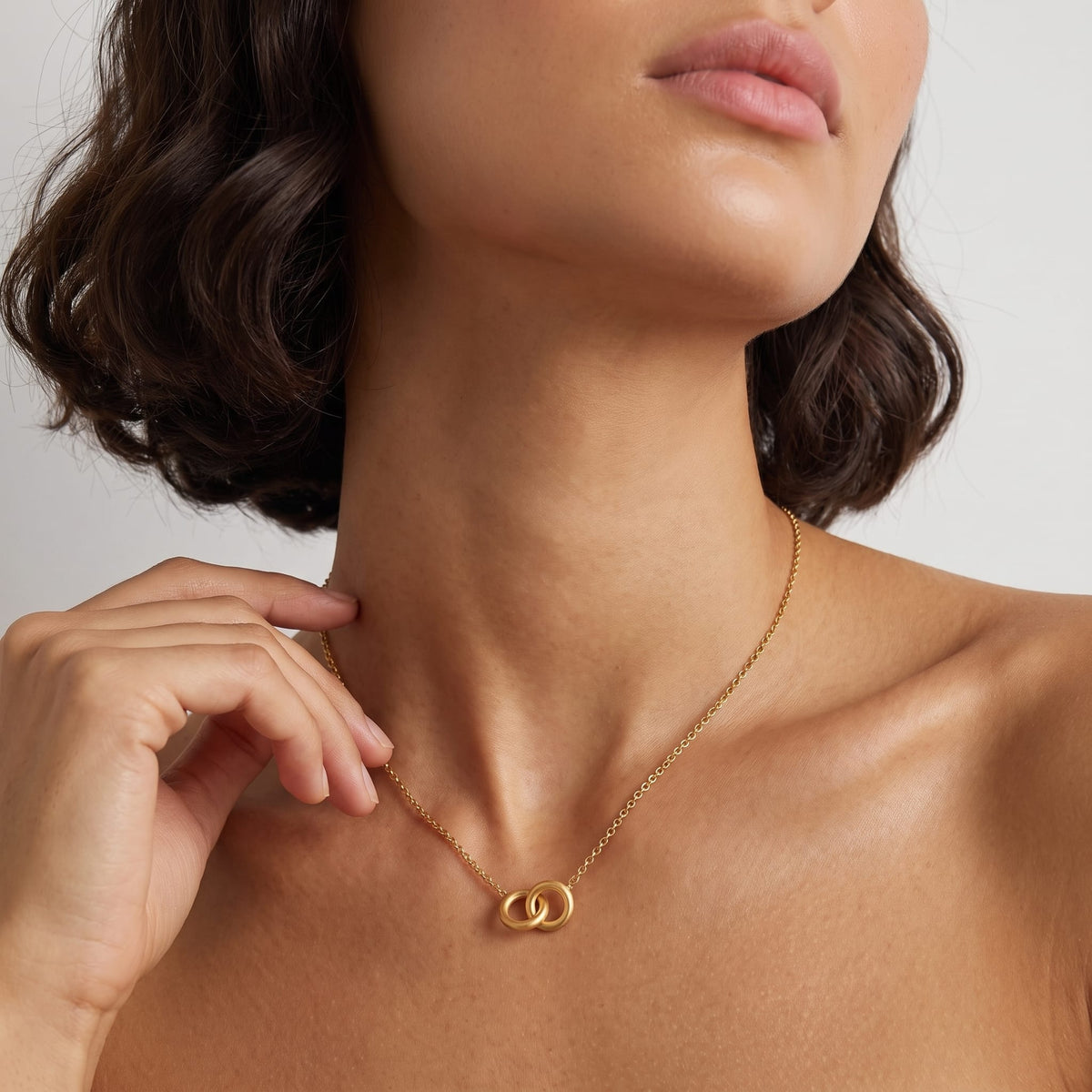 Gold Interlock Necklace