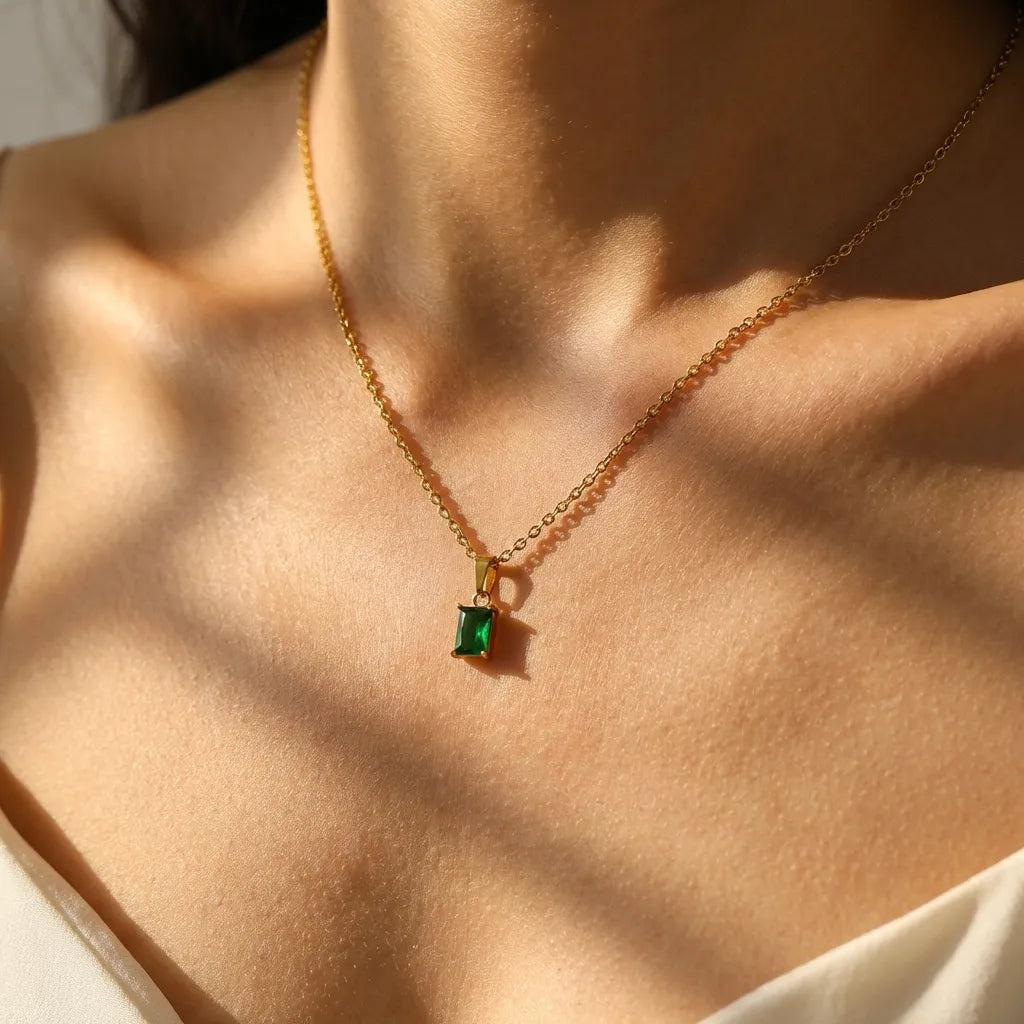 Jasmine Green Pedant Necklace