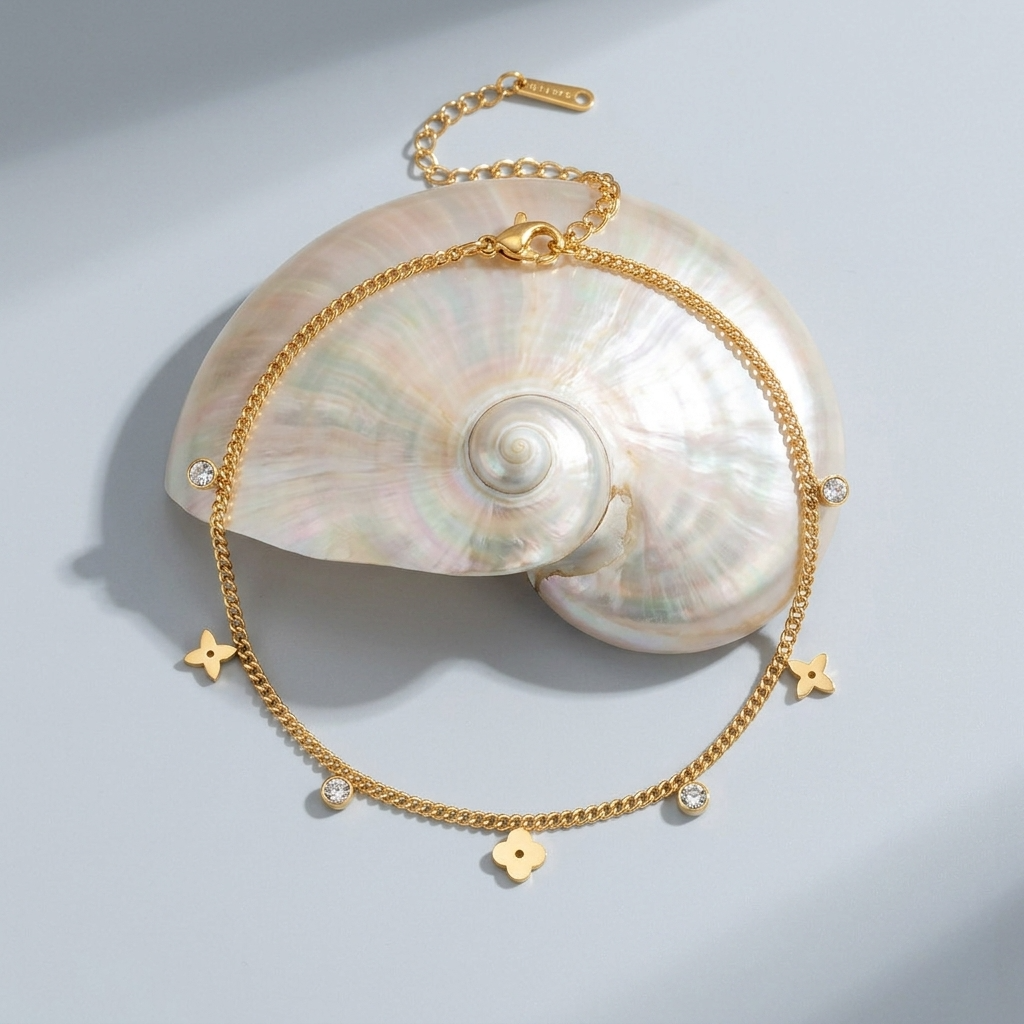 Léa Gold Clover Charm Anklet