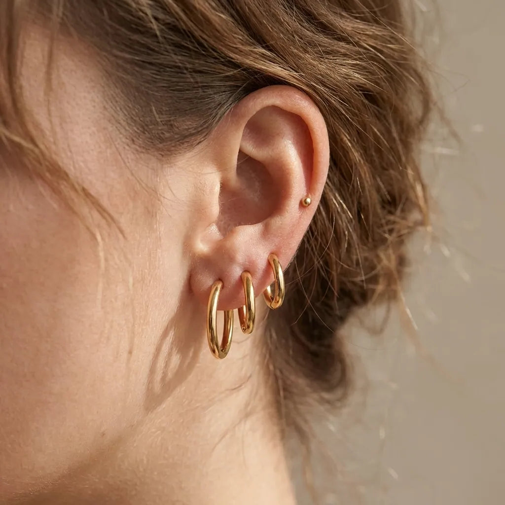 Amelia Classic Round Hoops