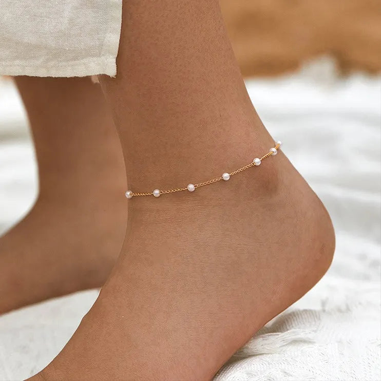 Élise Dainty Pearl Anklet