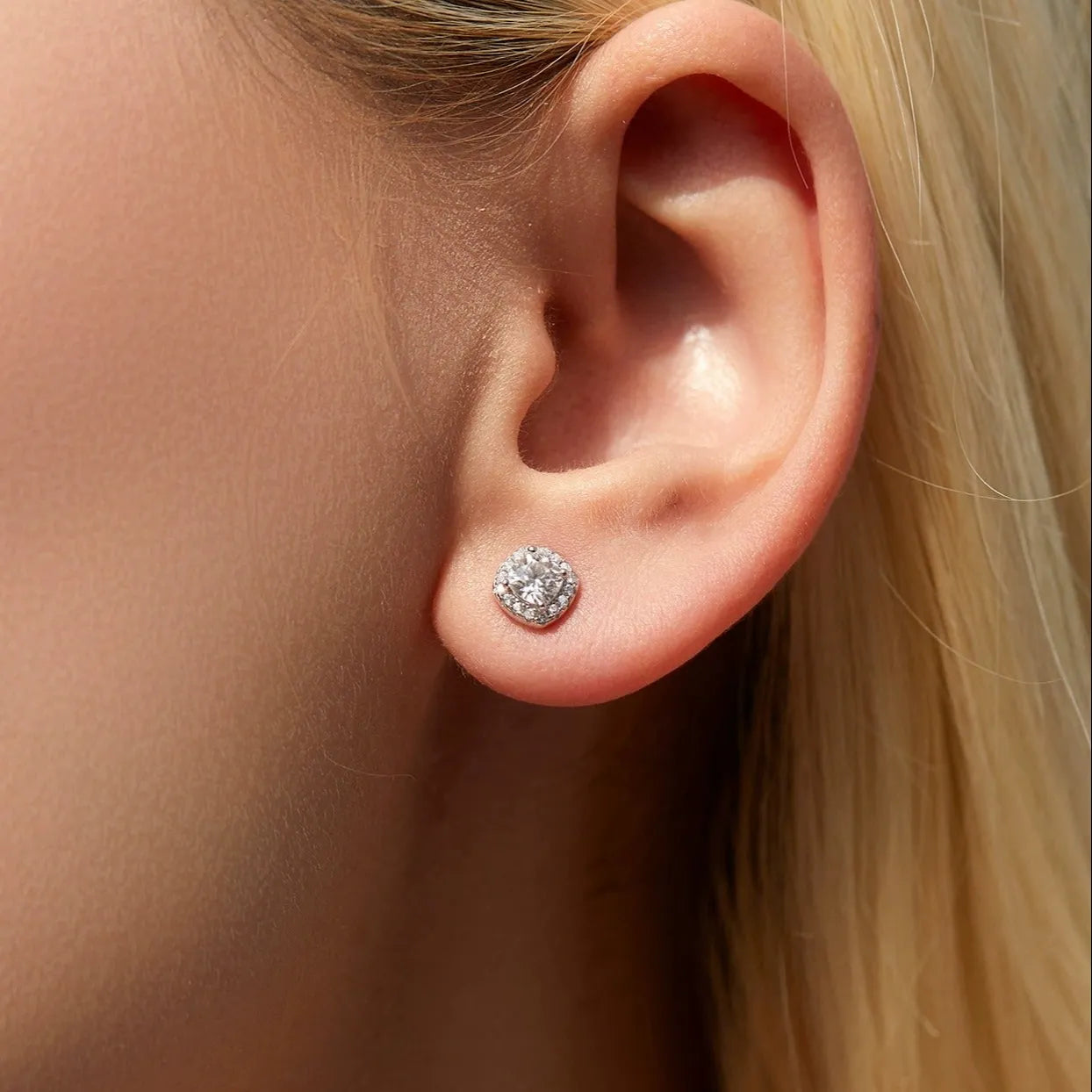 Olivia Escouade Halo Earrings