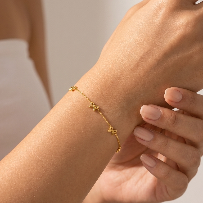 Chiara Gold Bow Bracelet