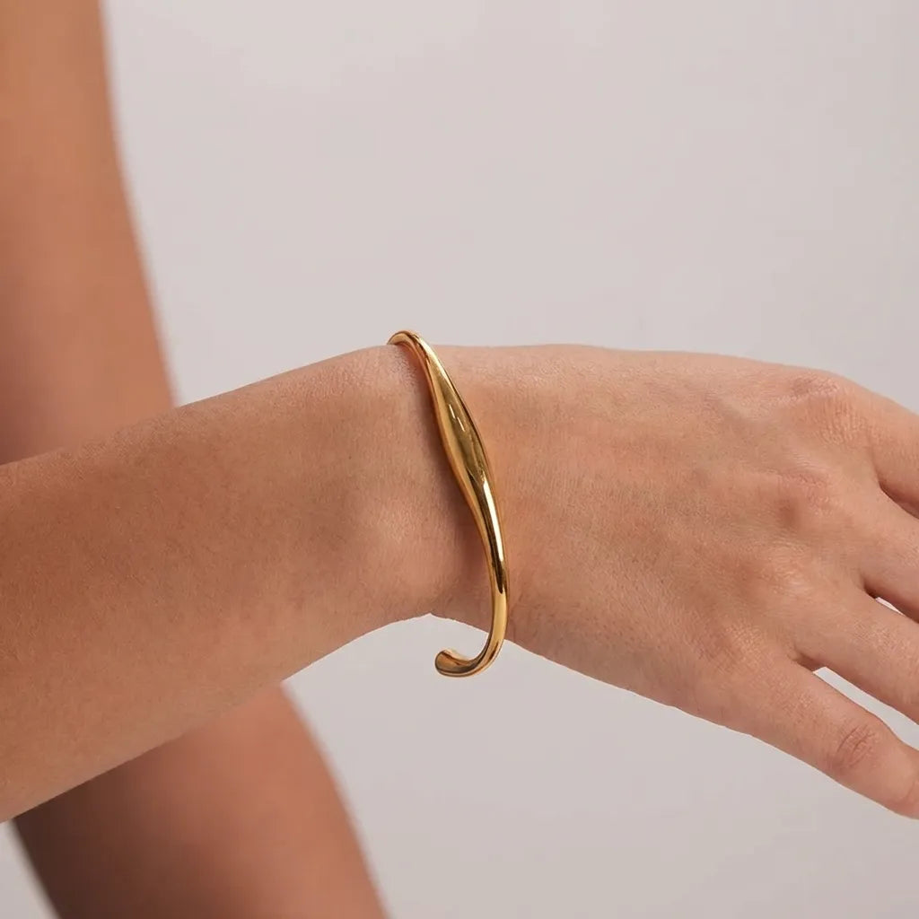 Teresa Gold Bangle