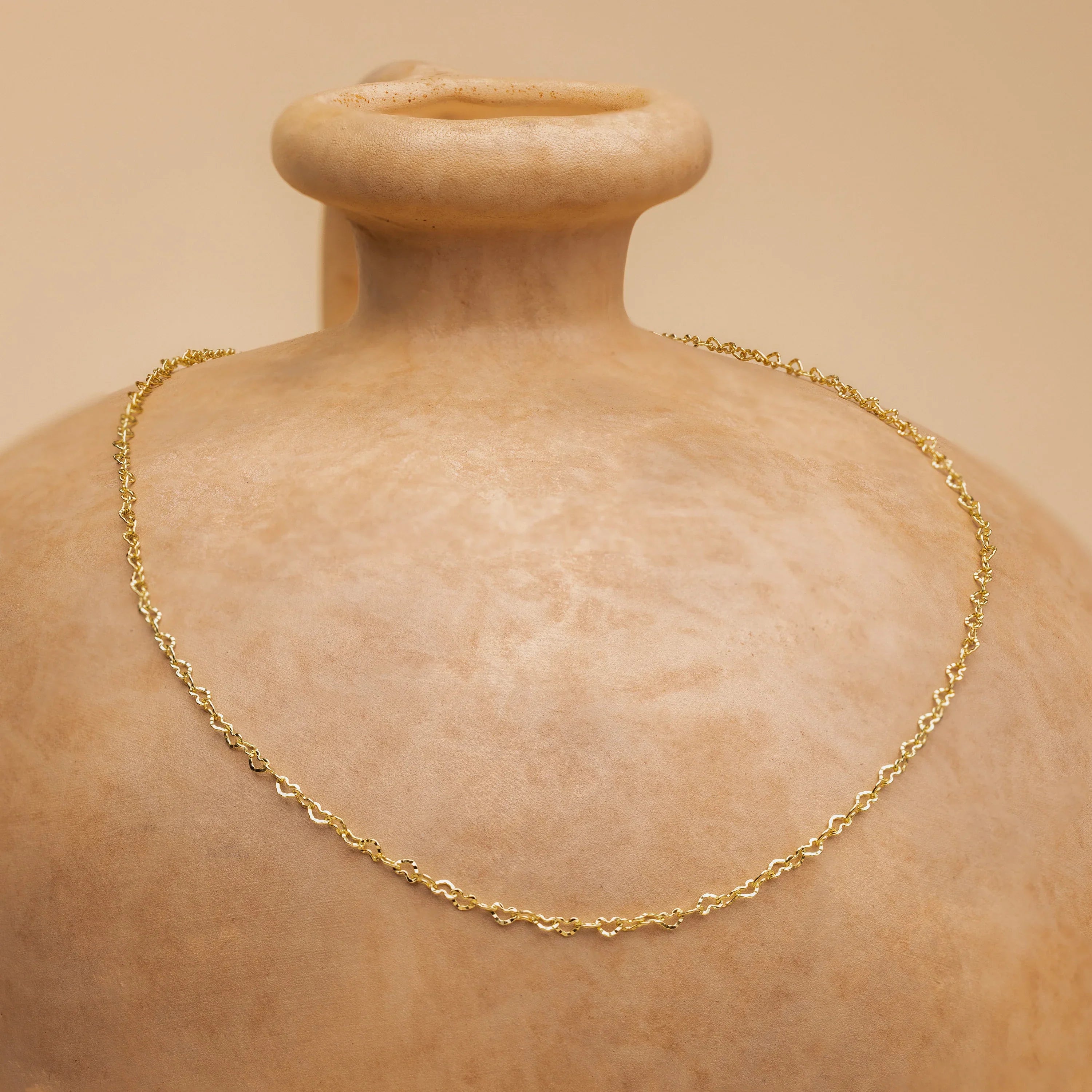 Léa Chain Heart Necklace