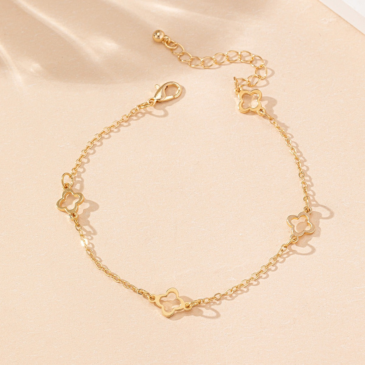 Emma Clover Gold Anklet