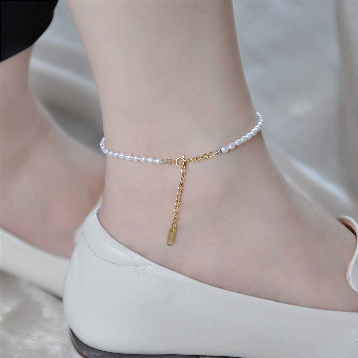Olivia Petite Pearl Anklet