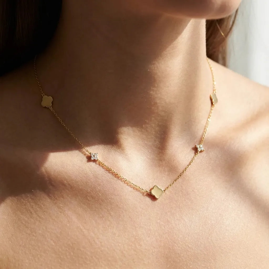Inès Crystal Clover Necklace