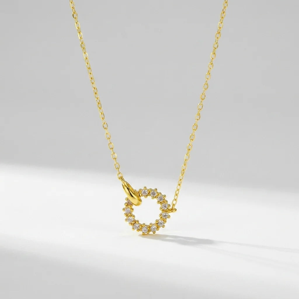 Isla Linked Circle Necklace