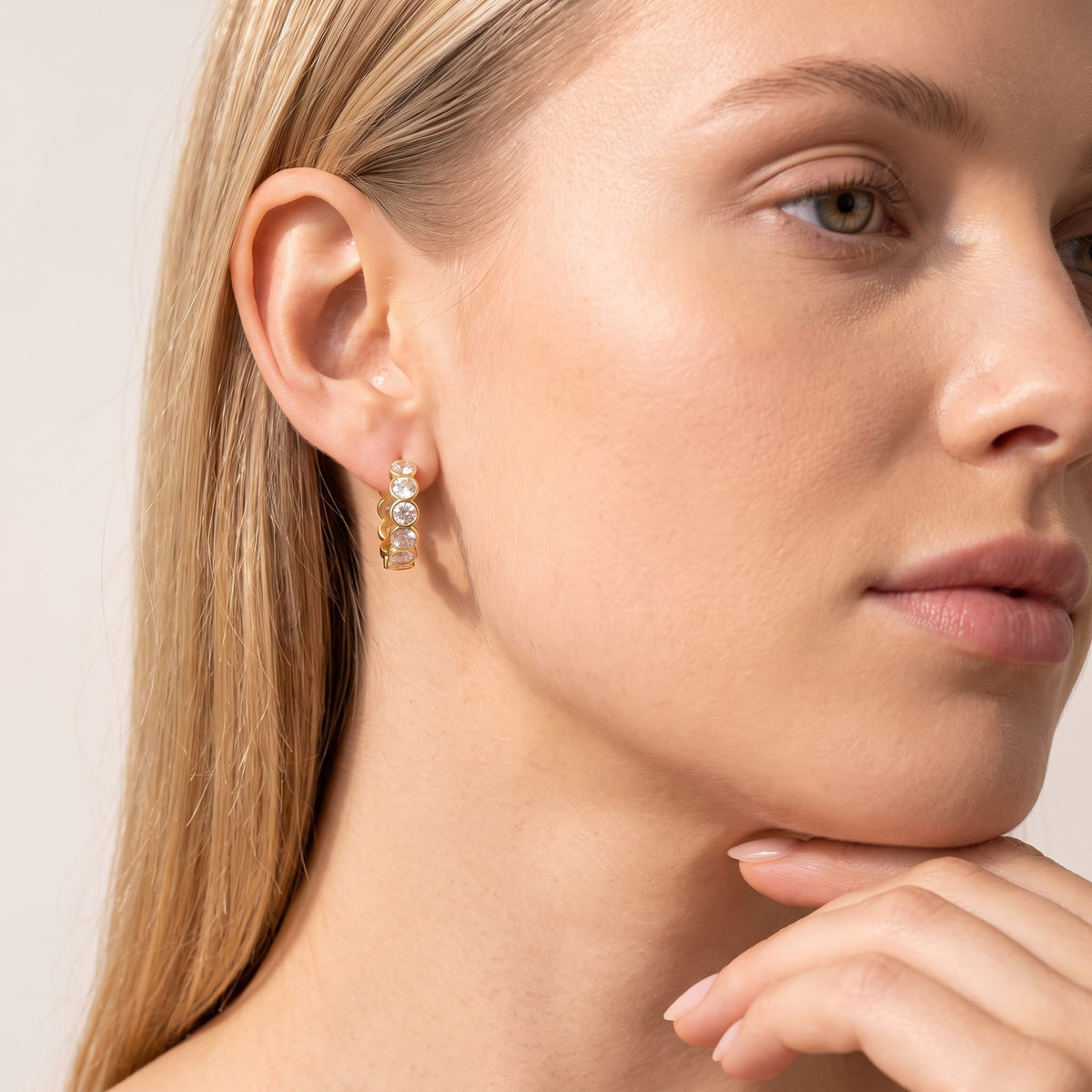 Round Bezel Hoops