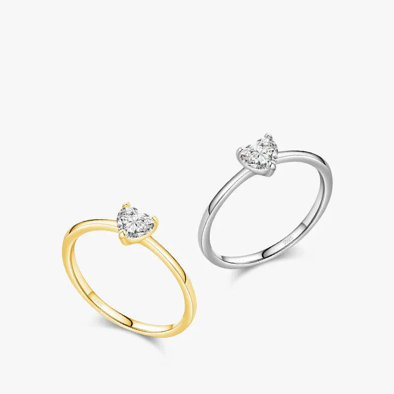 Léa Crystal Heart Ring with Premium Zircon Stones