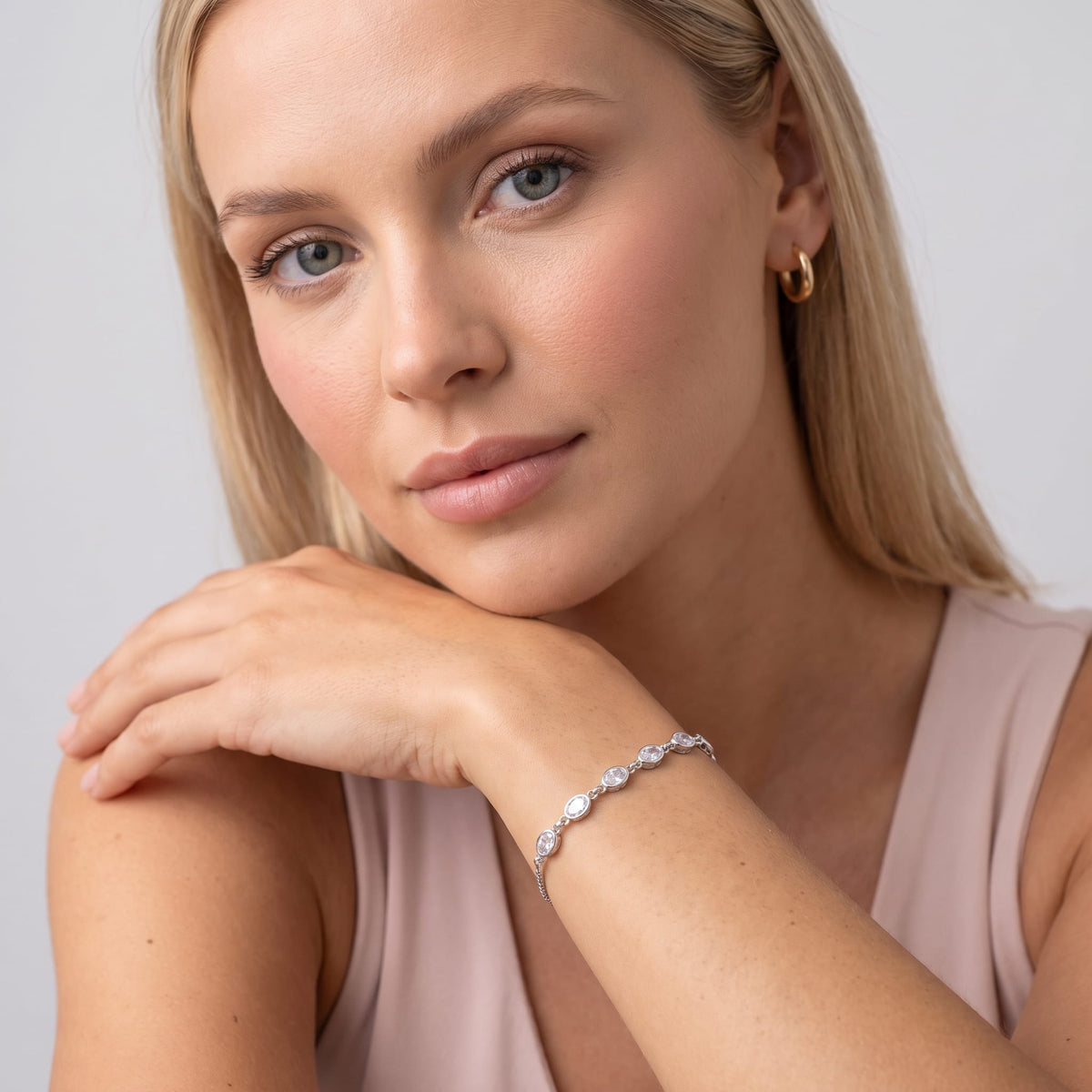 Silver Oval Bezel Bracelet