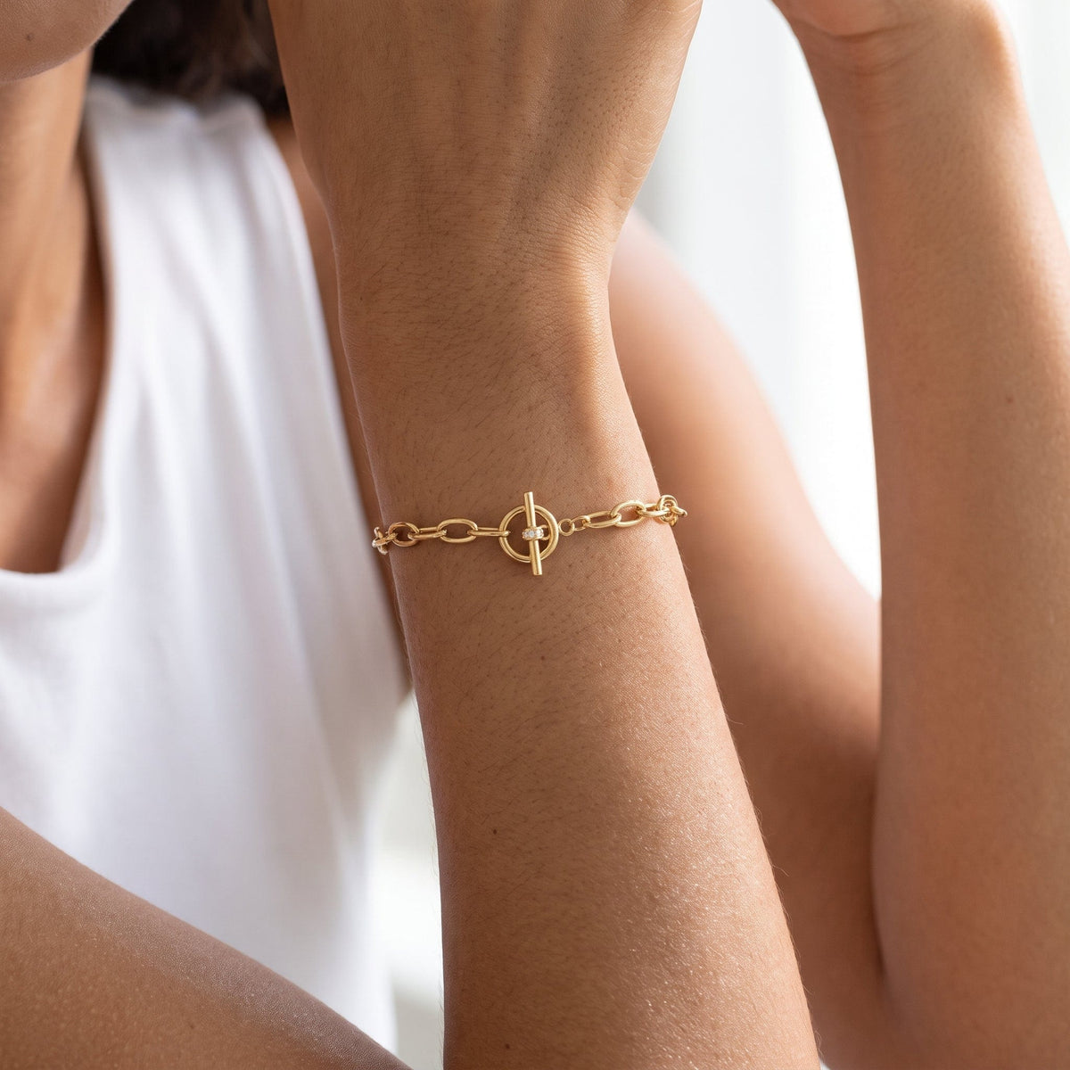 Circle Toggle Bracelet