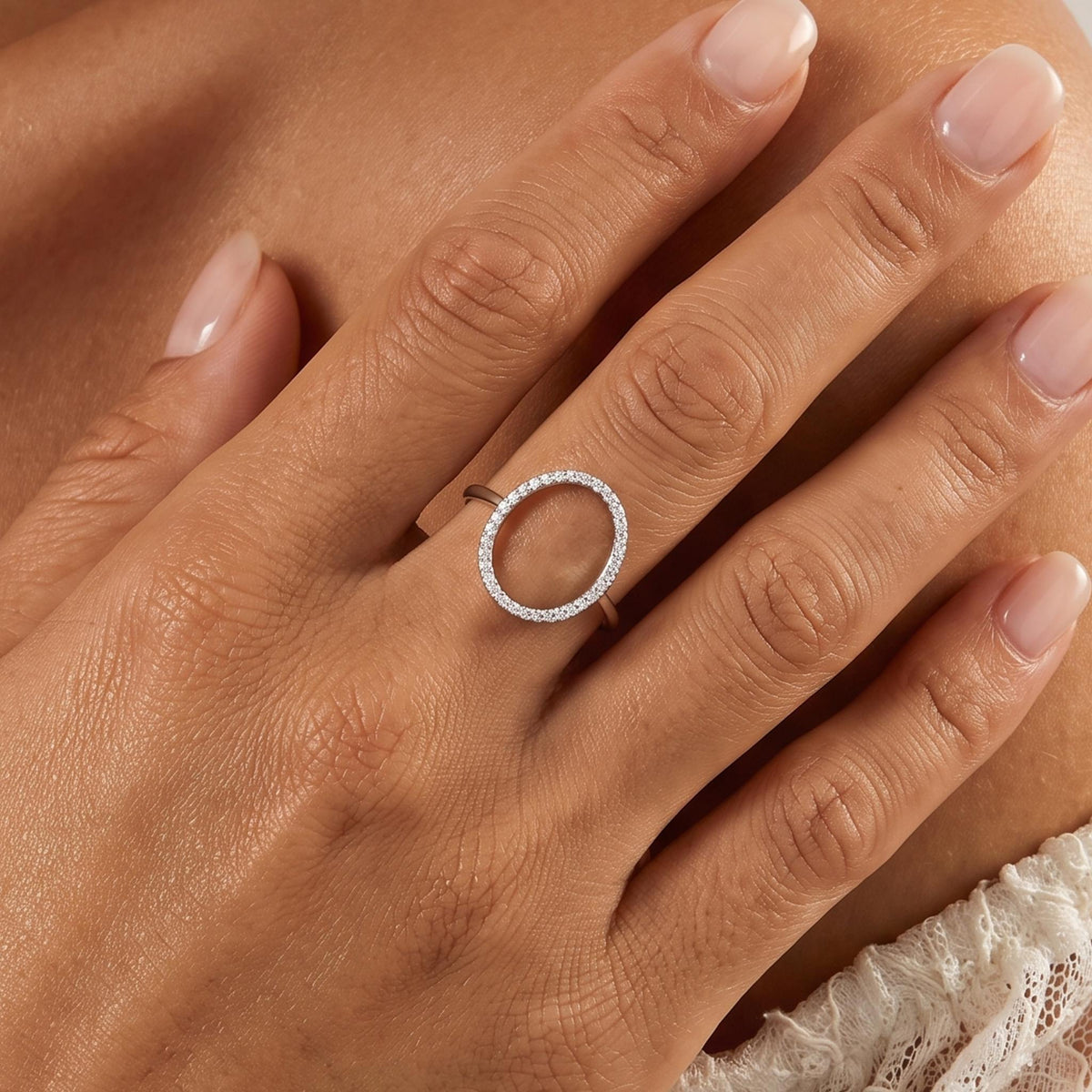 Close-up of the Pavé Oval Ring worn on the finger