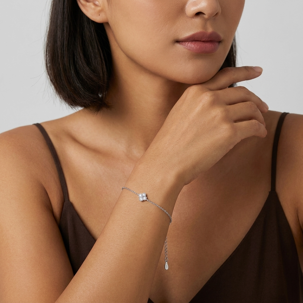 Aurélie Clover Shine Bracelet in Sterling Silver