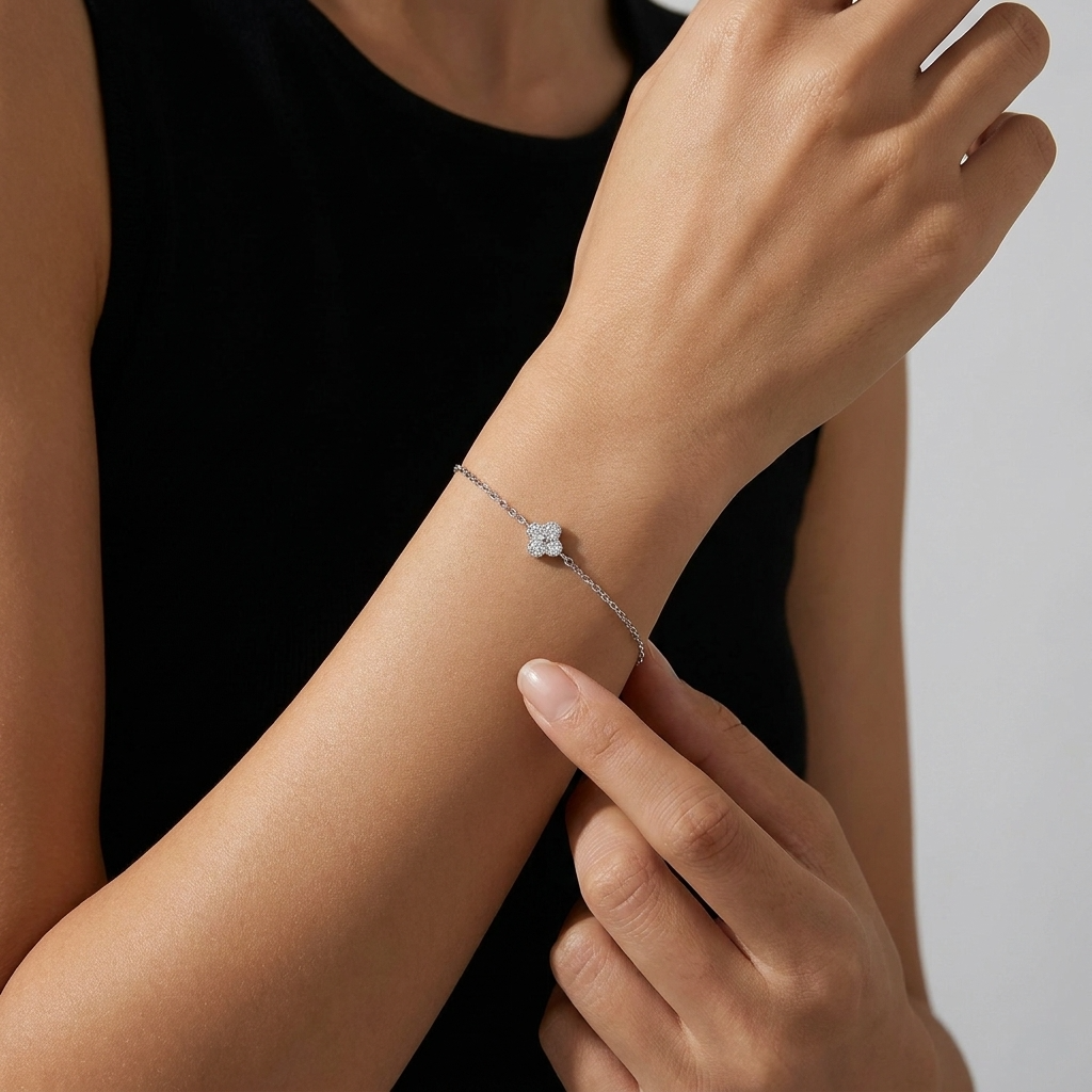 Aurélie Clover Shine Bracelet in Sterling Silver