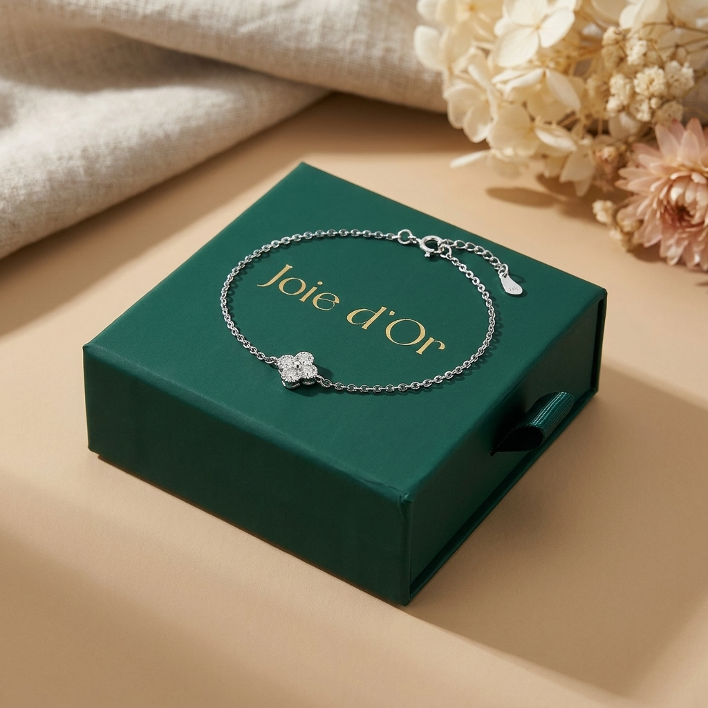 Aurélie Clover Shine Bracelet in Sterling Silver