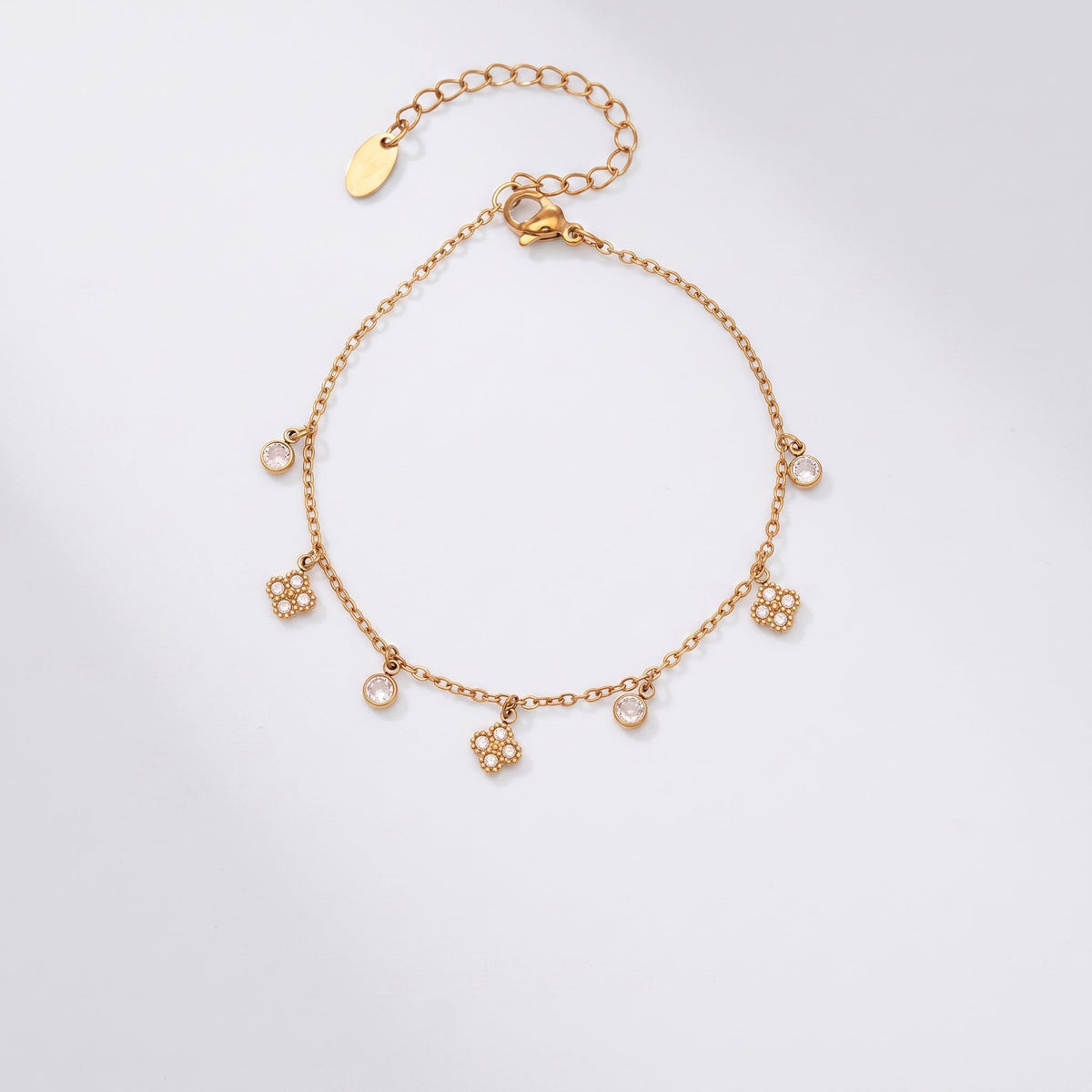 Astrid Clover Charms Gold Bracelet