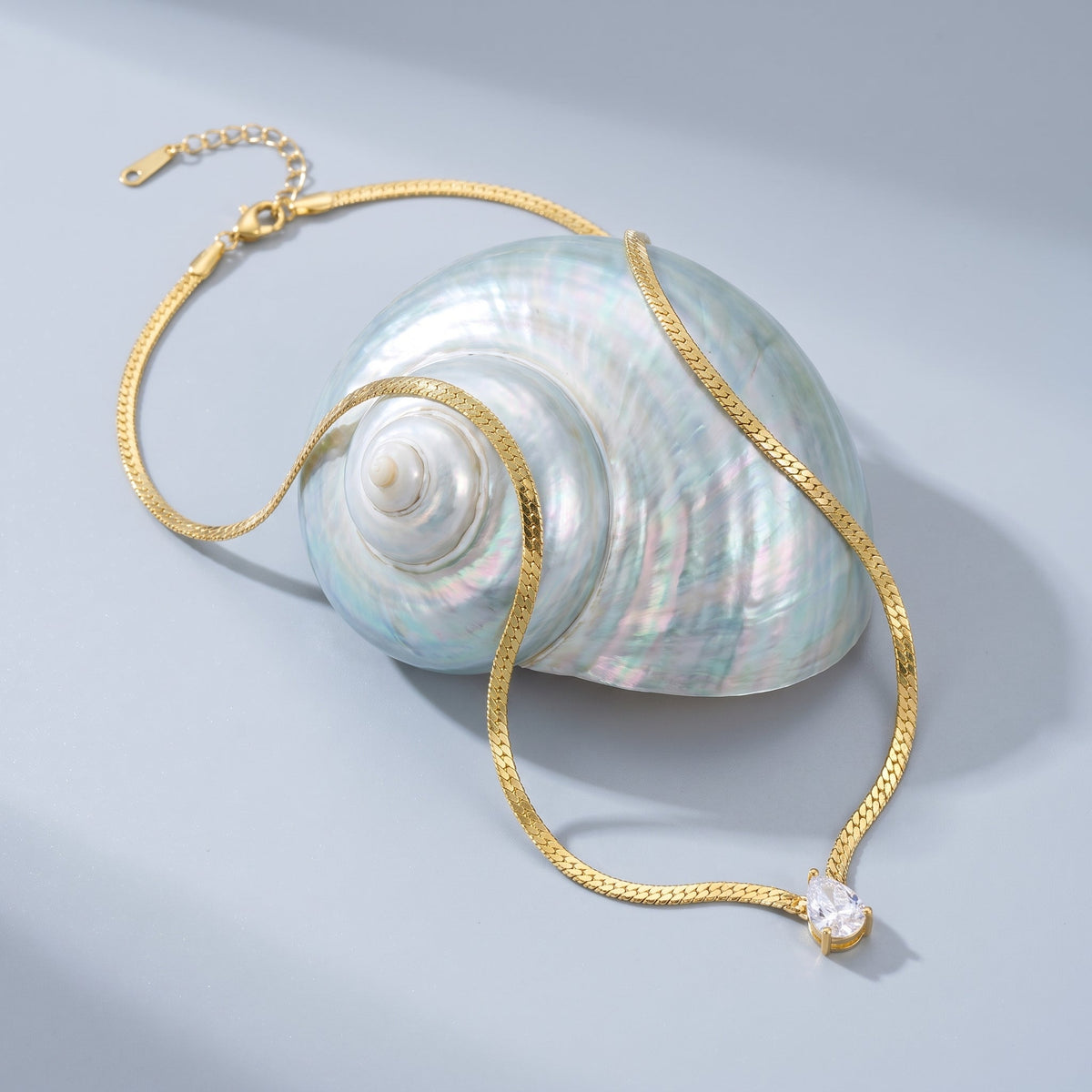 Vittoria Pear Zircon Gold Necklace