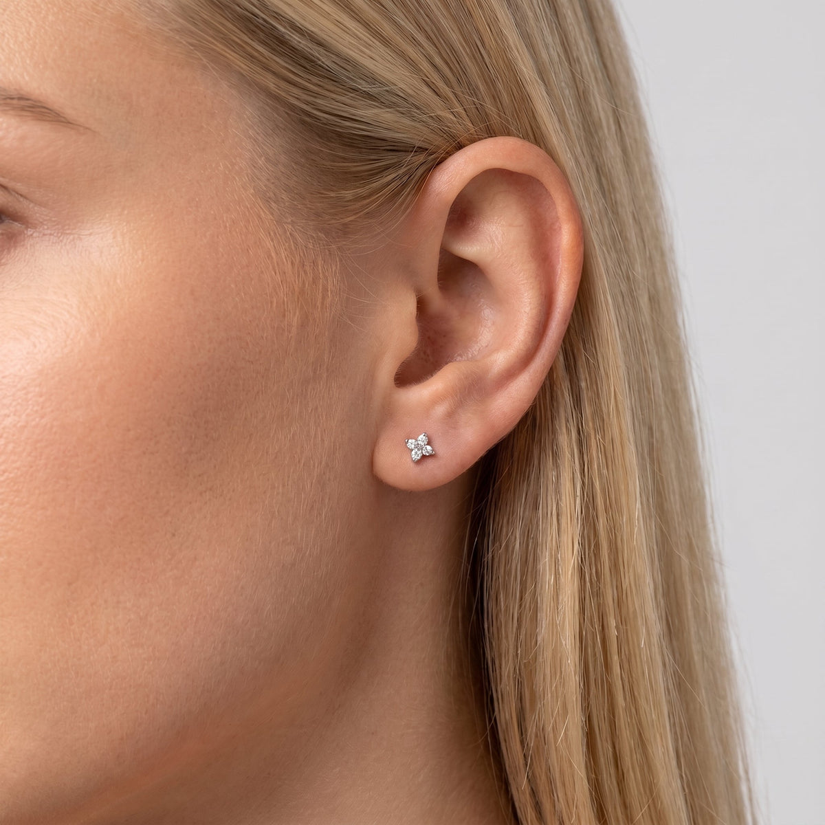 Noemi Crystal Clover Silver Stud Earrings