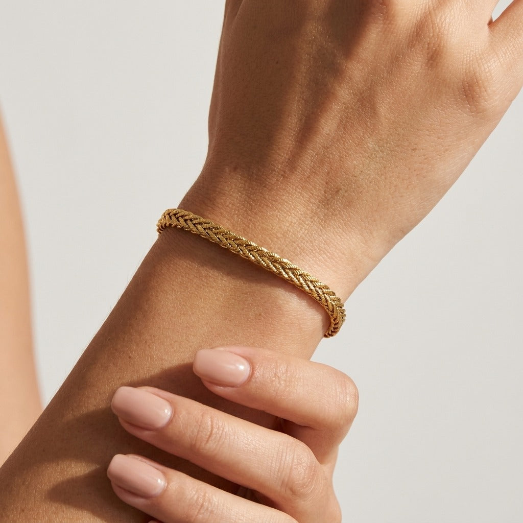 Chloe Vintage Snake Bracelet with sleek snake chain design