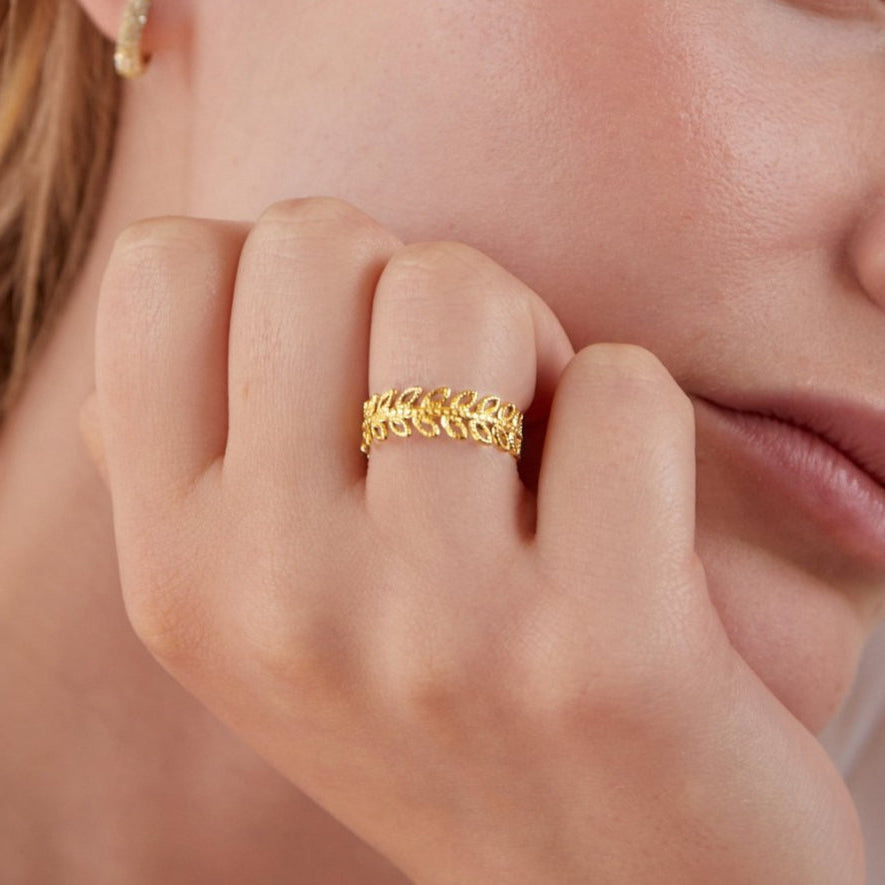 Florence Leaf Ring