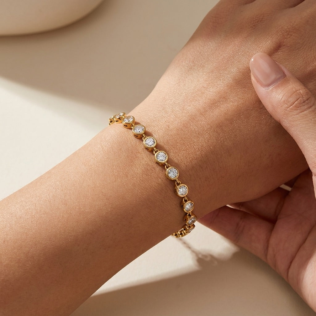 Léa Round Tennis Bracelet with sparkling zircon stones