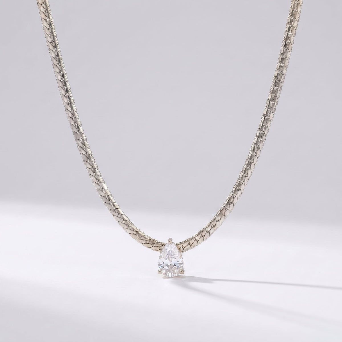 Vittoria Pear Zircon Silver Necklace
