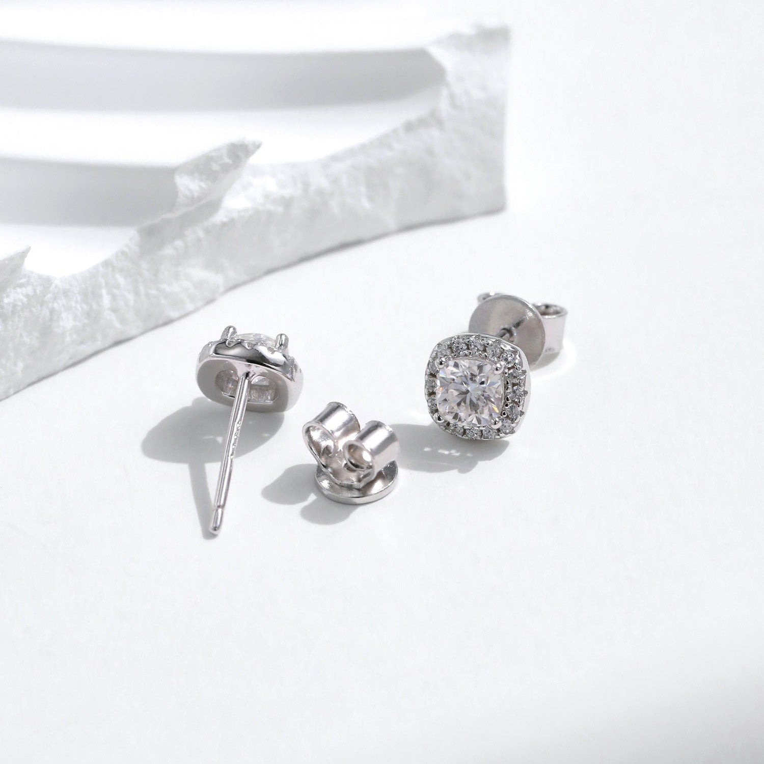 Olivia Escouade Halo Earrings