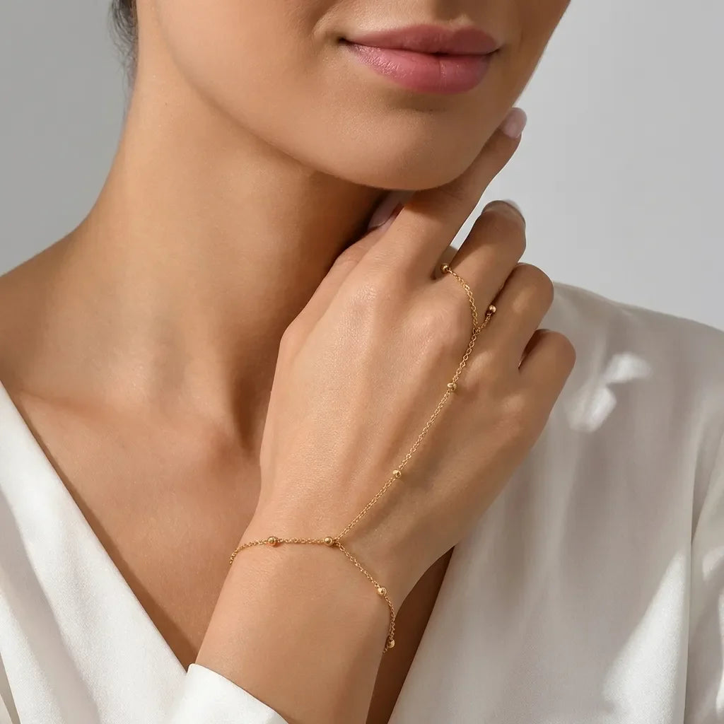 Aira Fine Chain Bracelet