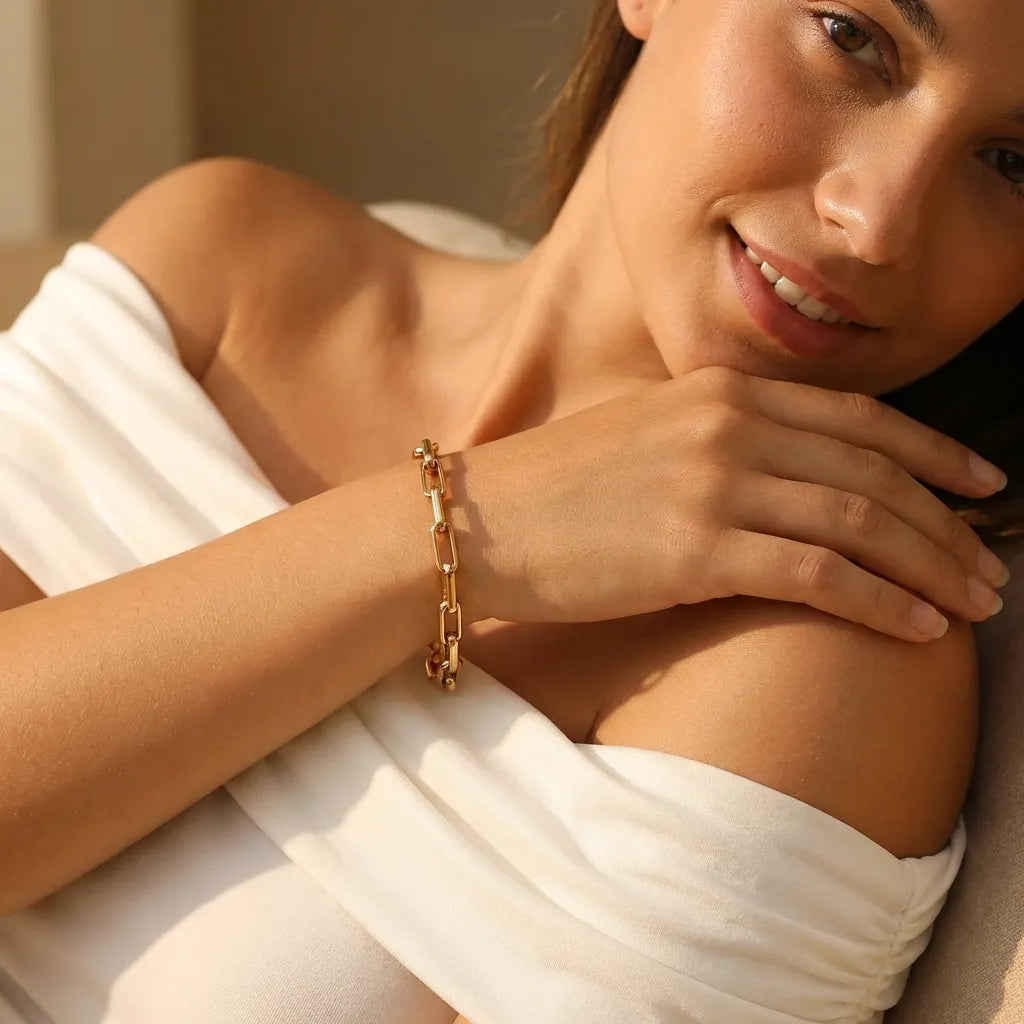 Eloise Bold Paperclip Bracelet