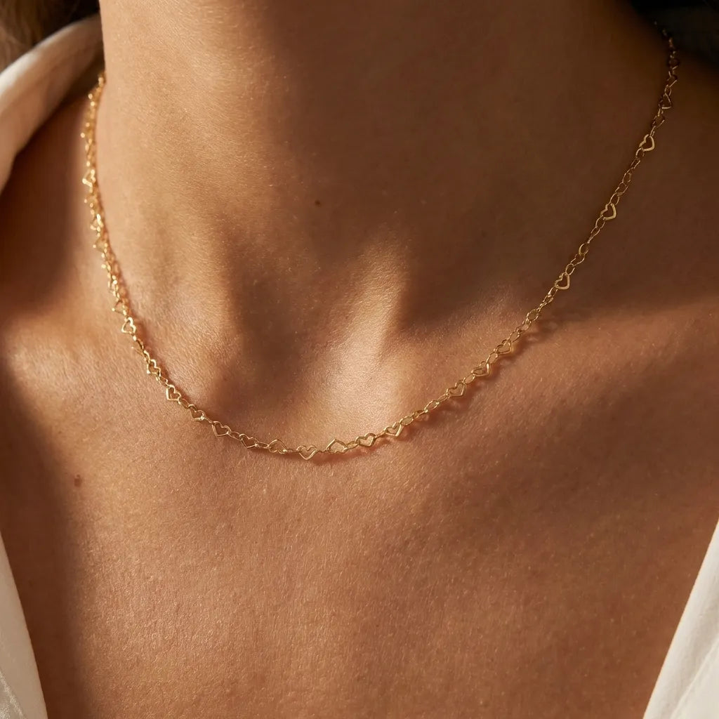 Léa Chain Heart Necklace