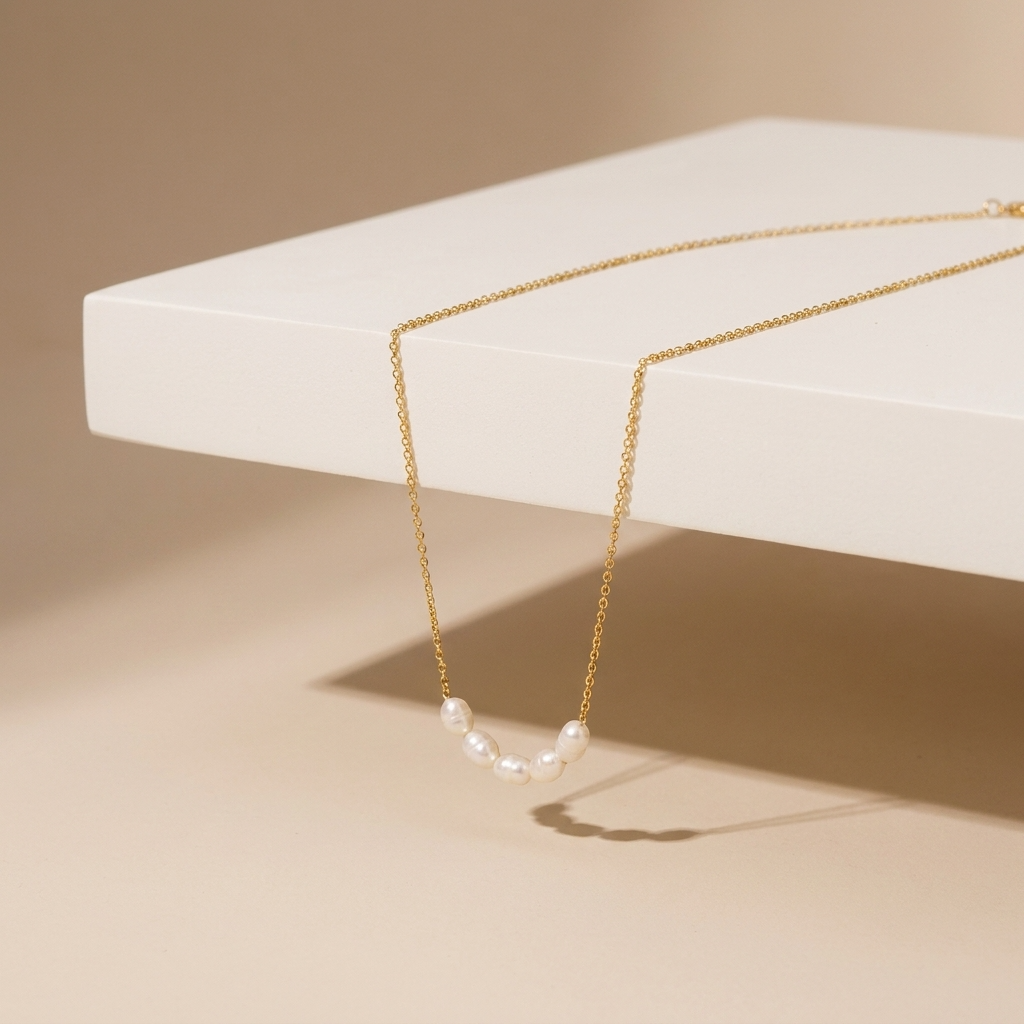 Elle Pearl Necklace