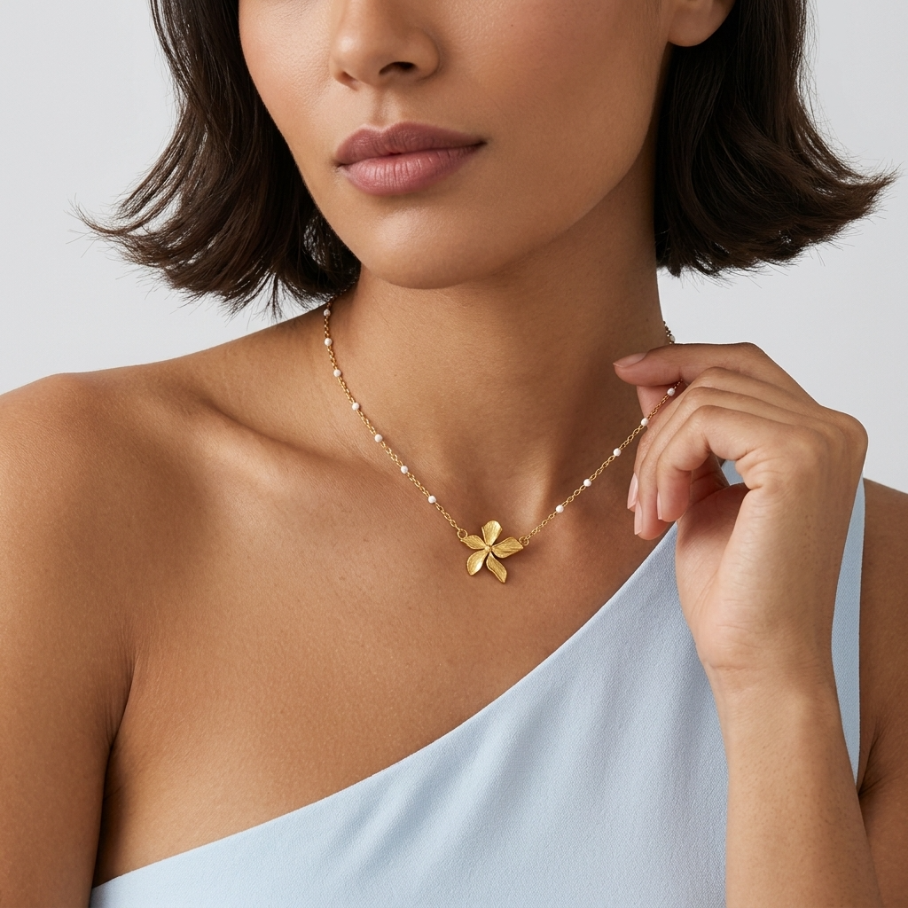 Florencia Flower Necklace