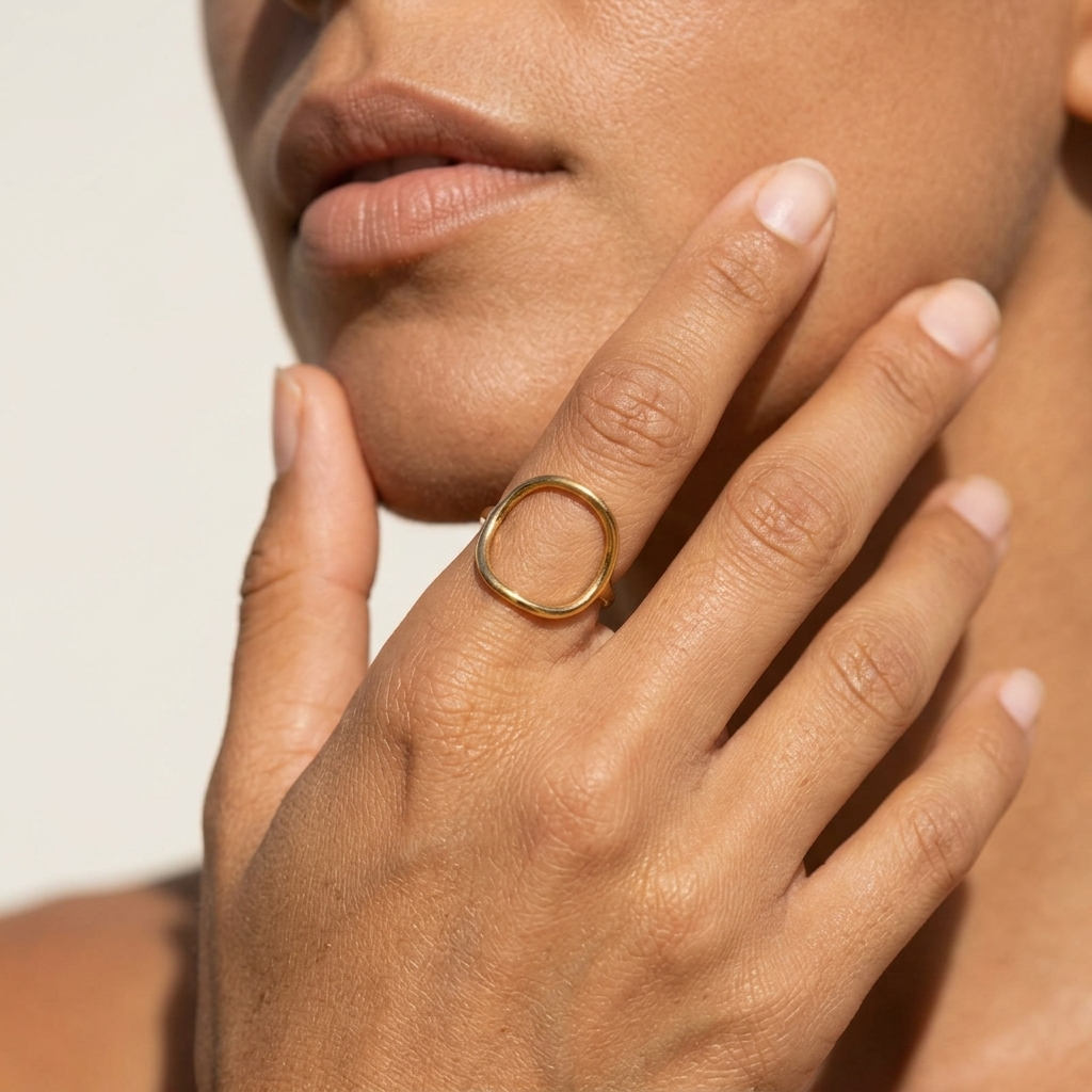 Alice Oval Ring