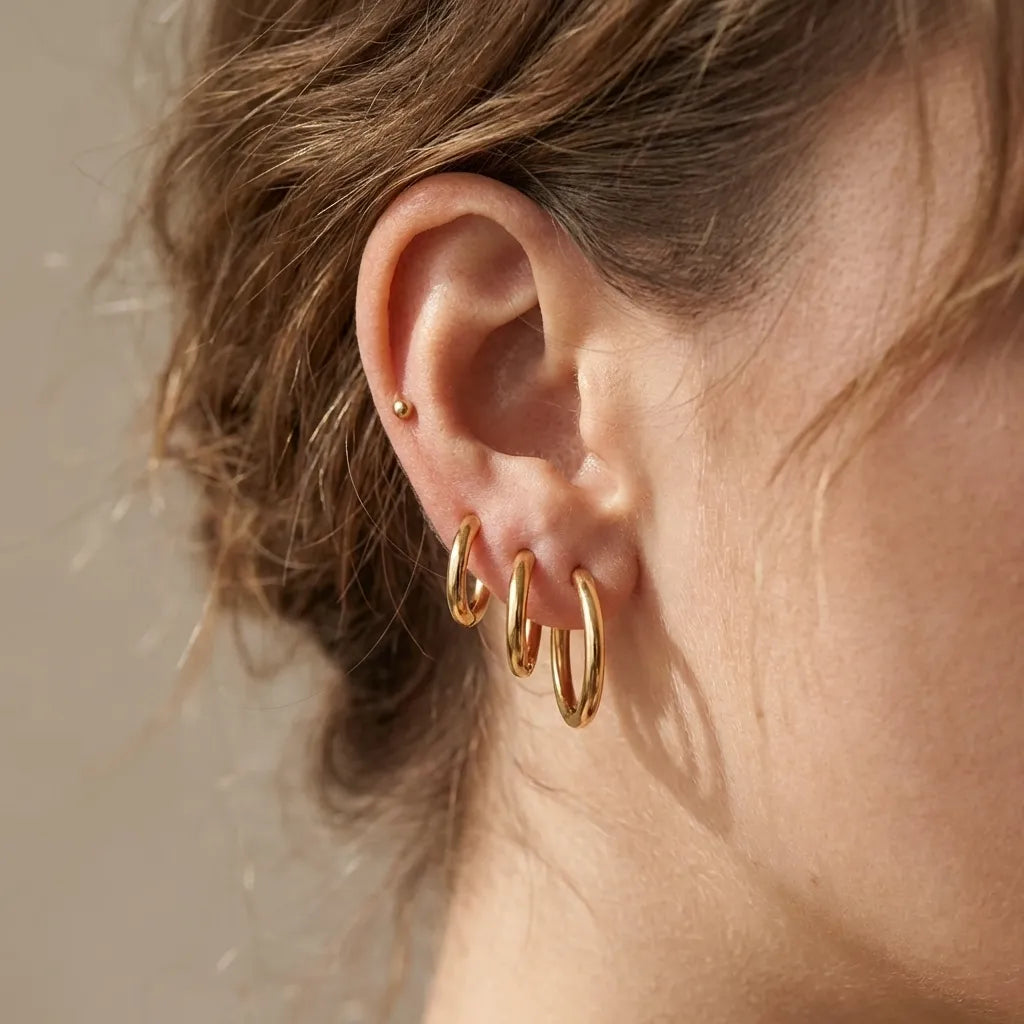 Emilie Classic Round Hoops