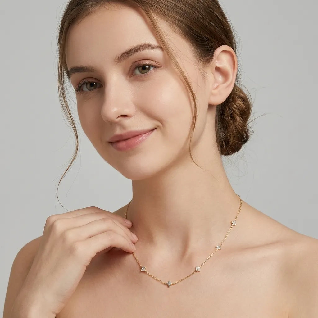 Mia Clover Crystal Necklace