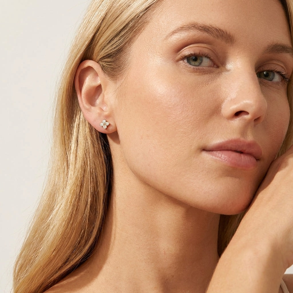 Emma Crystal Clover Studs